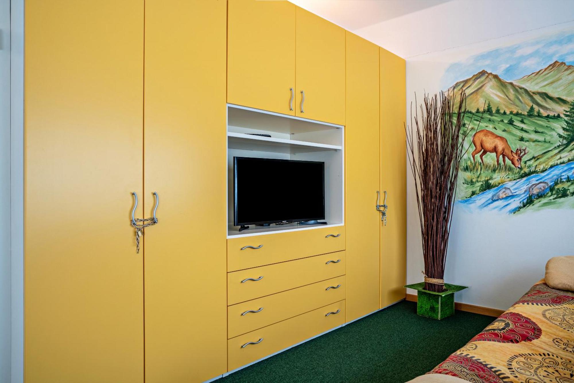 Apartamento Casa Roby Al Centro Delle Dolomiti Marilleva Exterior foto